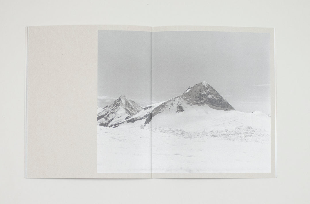 Awoiska Van Der Molen – The Living Mountain
