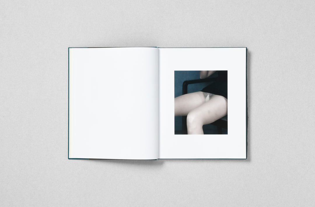 Jet Swan – Material
