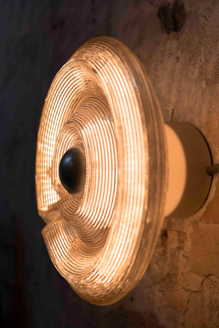 Dirk van der Kooij – Fresnel Lamp