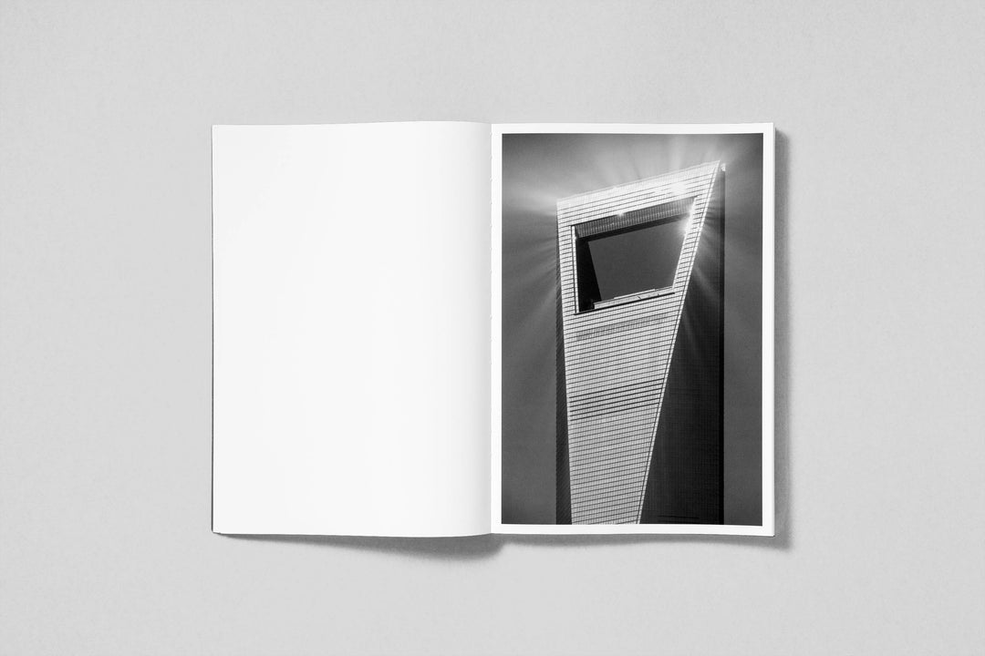 Mårten Lange – Ghost Witness