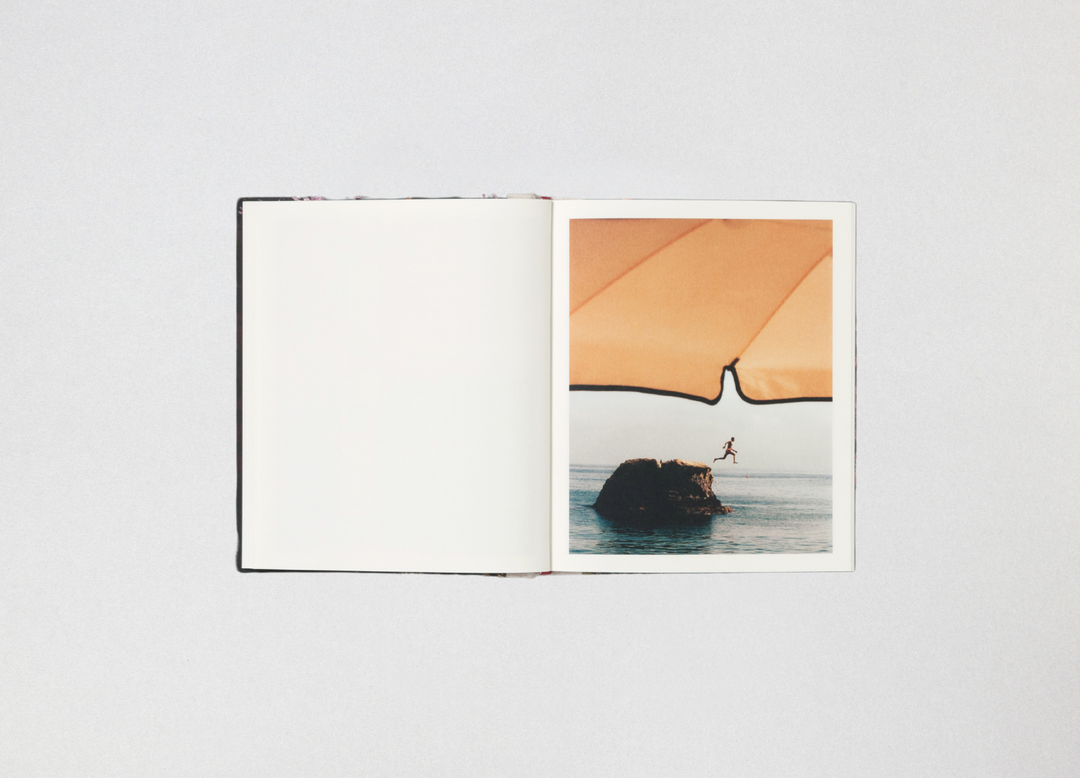 Pia Riverola – Días - Book published by Loose Joints