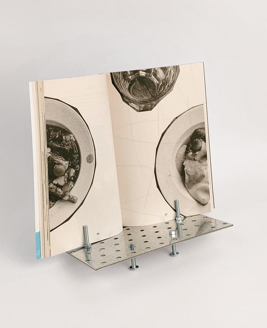 Leendert de Vos – Bookstands